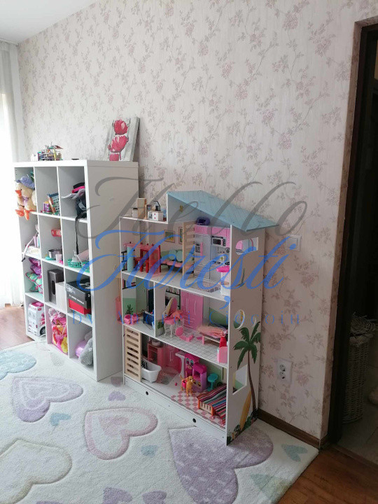 Apartament 3 camere , 62mp ,Zona Florilor,  Floresti 