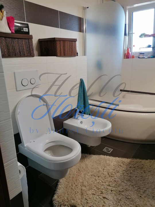 Apartament 3 camere , 62mp ,Zona Florilor,  Floresti 