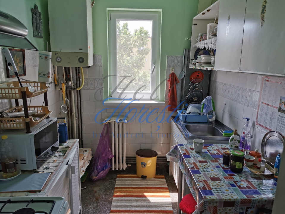 Apartament 4 camere, 65mp, zona Manastur
