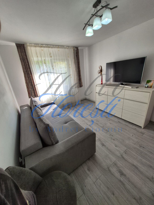 Apartament cu 3  camere , 61 mp, zona Manastur
