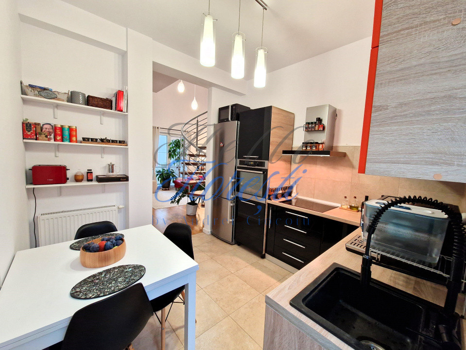 Penthouse 4 camere 108 mp +parcare si boxa in Cluj zona Valea Chintaului 