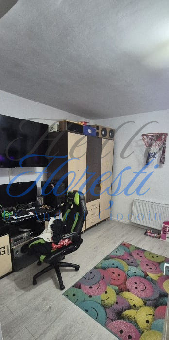 Apartament 2 camere, 57mp , Zona Porii,Floresti 