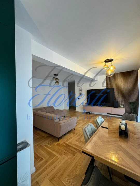 Apartament 4 camere, 105 mp, zona Teilor