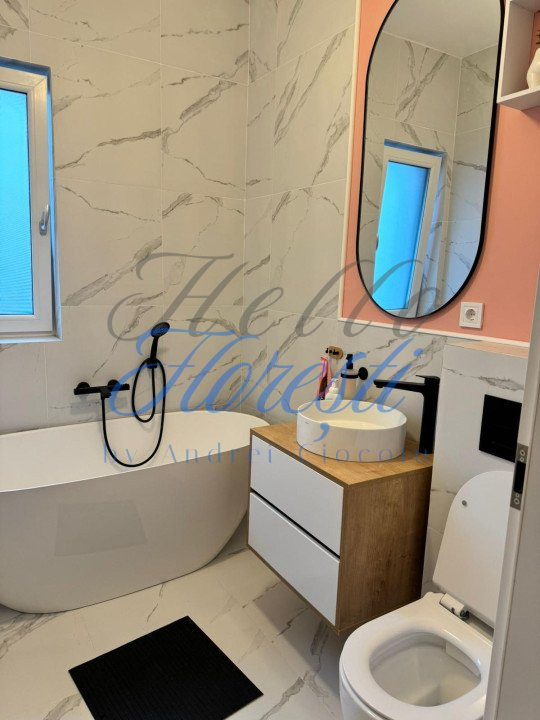 Apartament 4 camere, 105 mp, zona Teilor