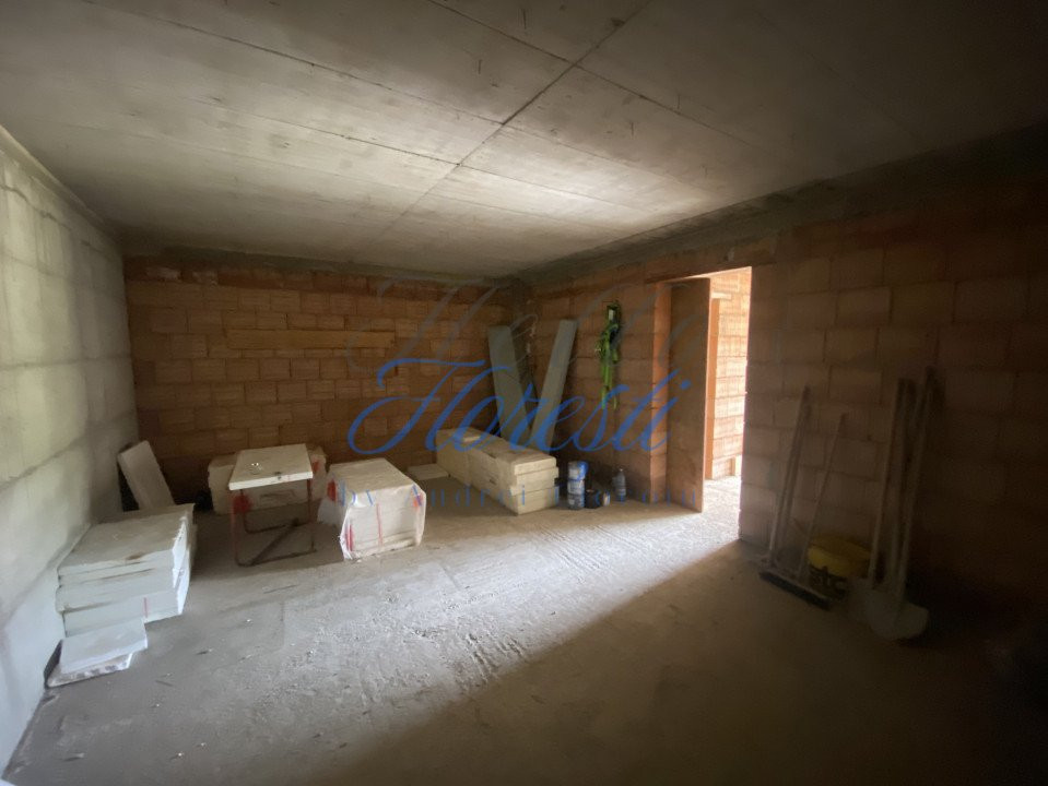 Duplex de 5 camere, in zona Feleacu