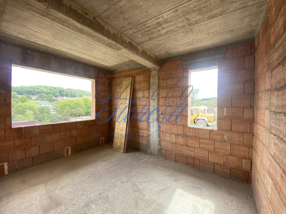 Duplex de 5 camere, in zona Feleacu