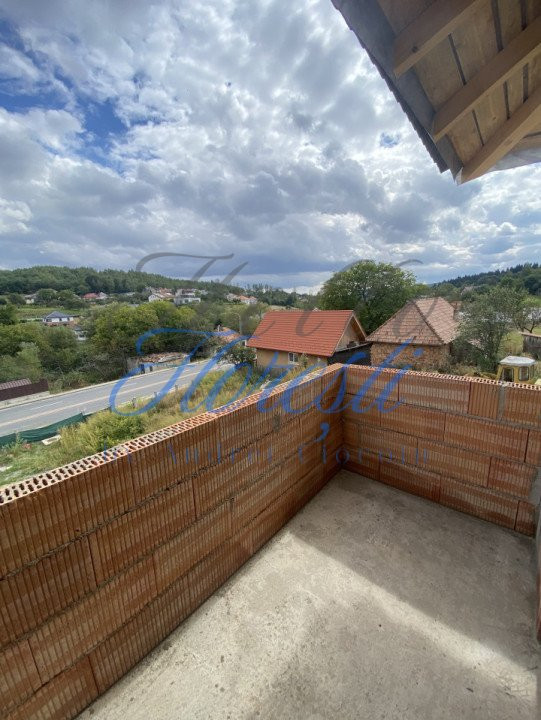 Duplex de 5 camere, in zona Feleacu