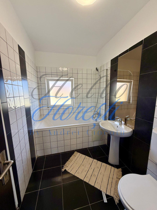 Apartament 2 camere 50 mp + parcare zona Porii , Floresti