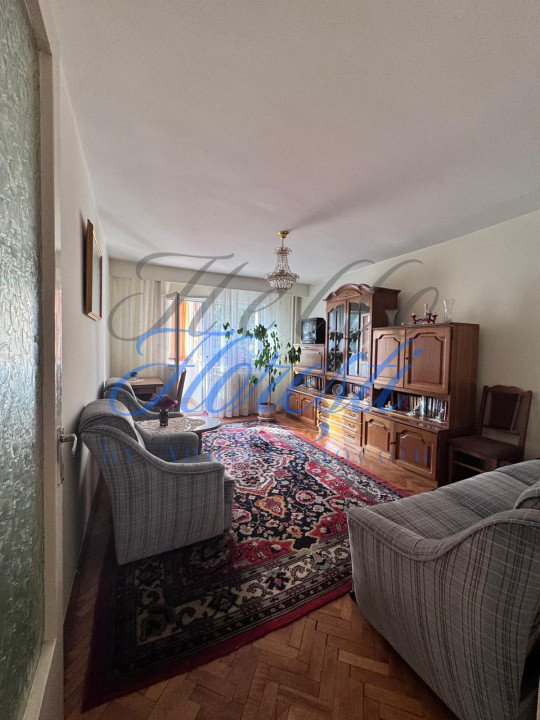 Apartament 3 camere, 3 balcoane, SU 74mp  zona Manastur