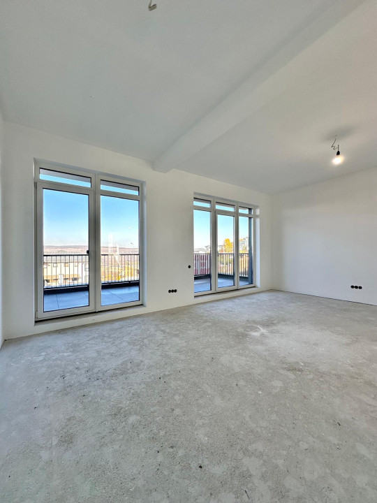 Duplex 180 mp cu gradina, semifinisat, Zona Vivo!