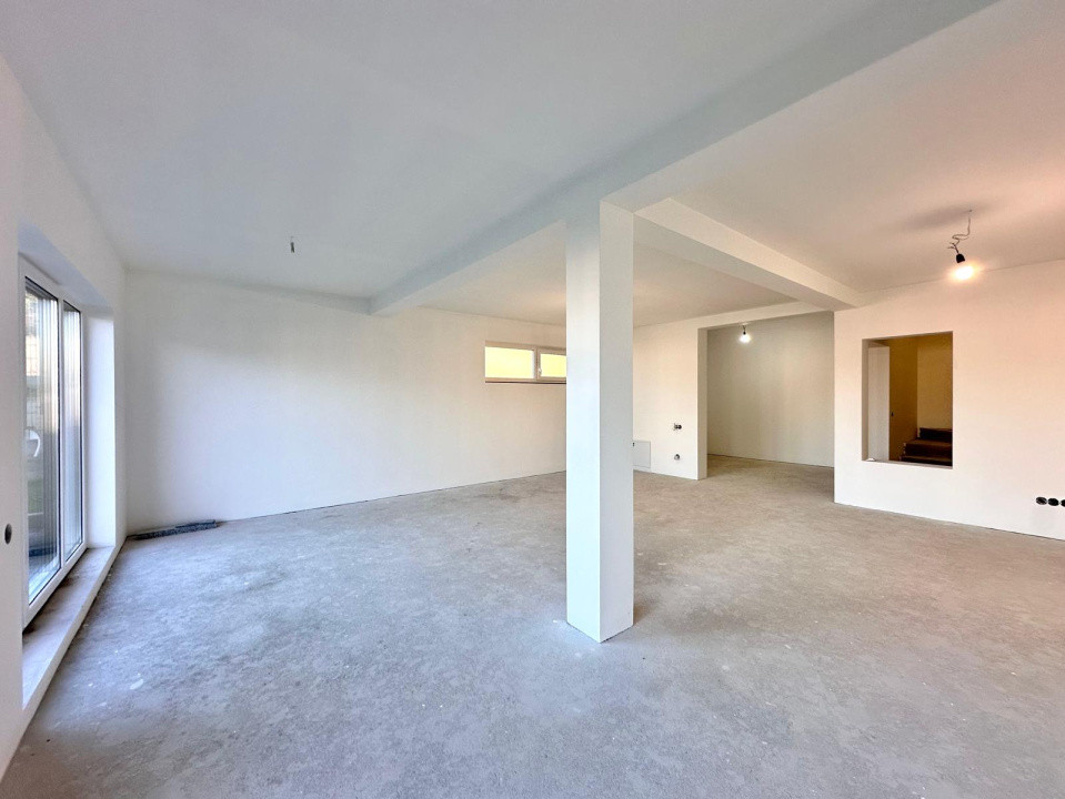 Duplex 180 mp cu gradina, semifinisat, Zona Vivo!