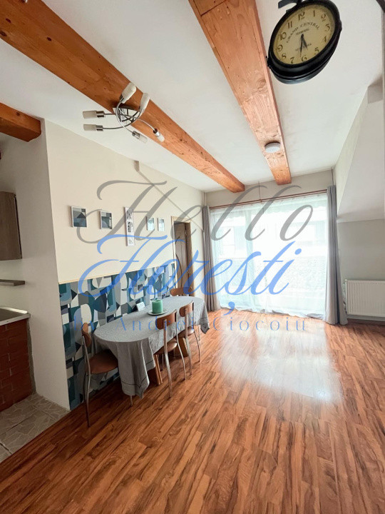 Apartament 3 camere 56 mp + parcare+ balcon de 5 mp in Floresti zona Teilor 