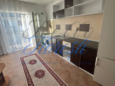 Apartament 2 camere 40 mp + parcare in Floresti zona Stejarului 