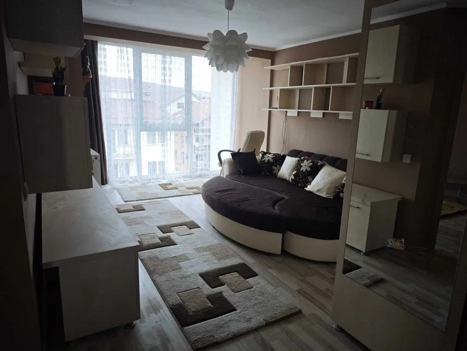 Apartament 2 camere, 45 mp, zona Terra