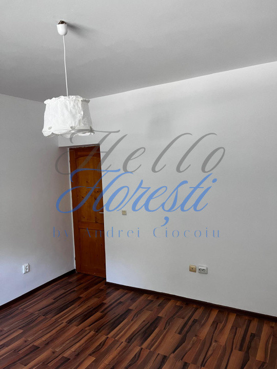 Apartament 3 camere in zona Teilor
