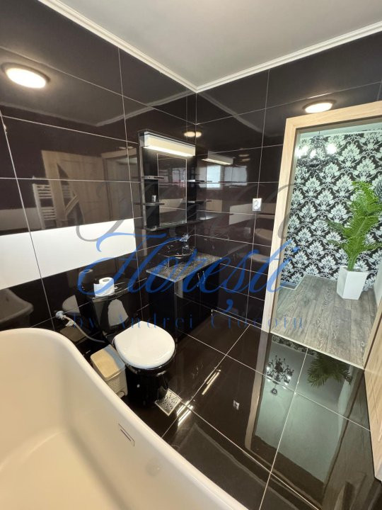 Casa 4 camere, 103mp, Zona Teilor