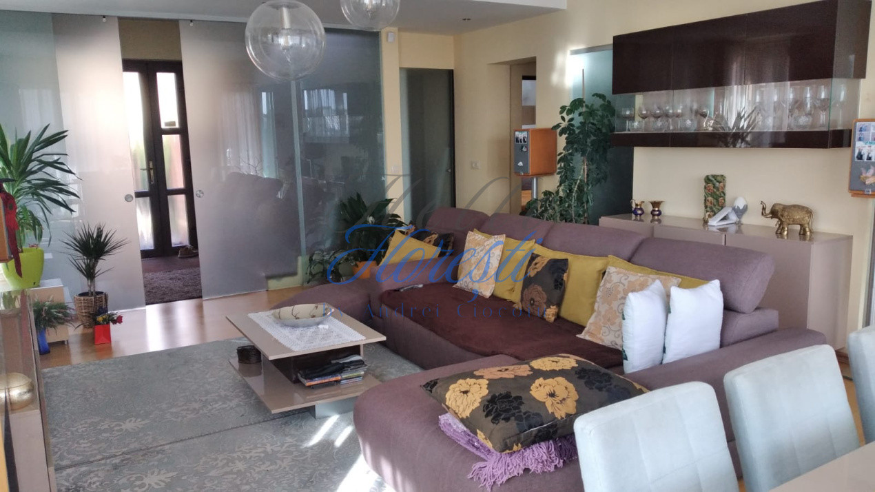 Casa individuala cu 5 camere un zona Iris 