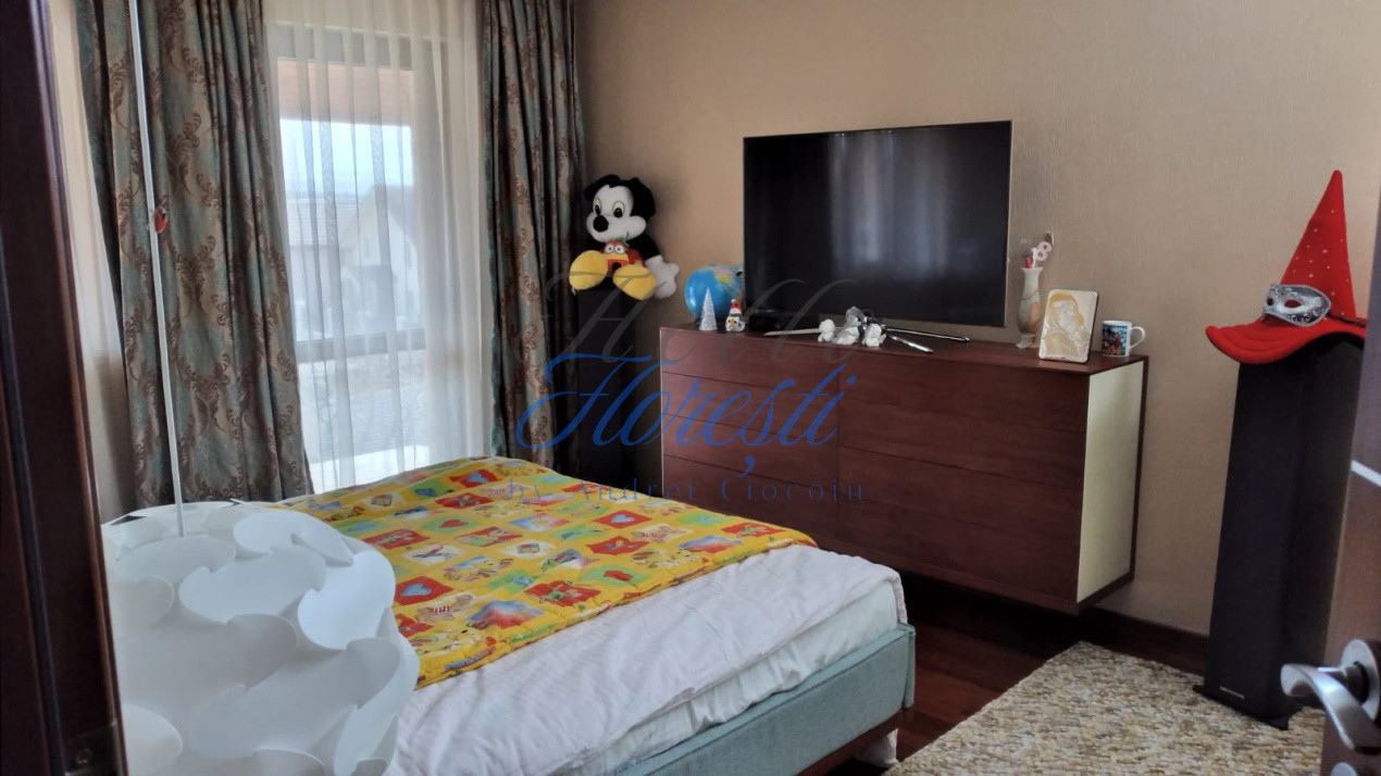 Casa individuala cu 5 camere un zona Iris 