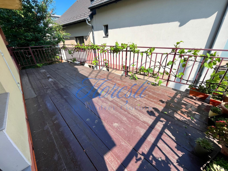 Apartament cu 3 camere + parcare + terasa  in Cluj zona Buna Ziua 