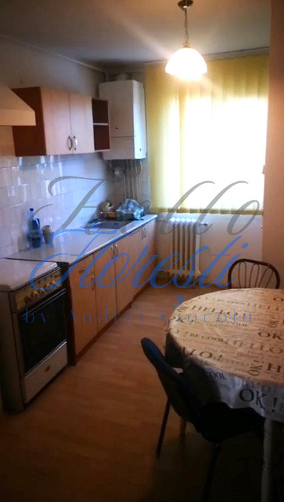 Apartament 3 camere, zona Ciucaș 