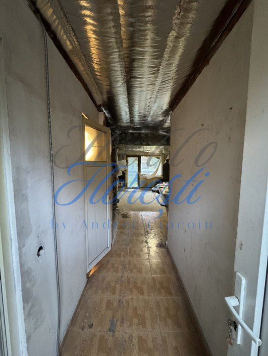 Casa Tip Triplex 84mp + 40mp Teren Zona Eroilor | Floresti