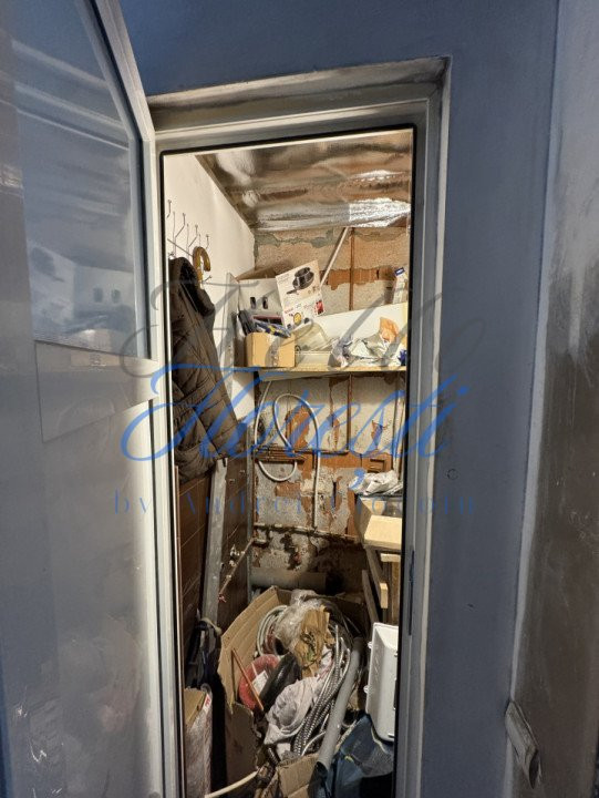 Casa Tip Triplex 84mp + 40mp Teren Zona Eroilor | Floresti