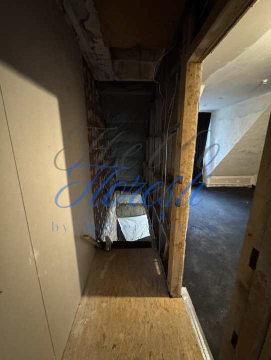 Casa Tip Triplex 84mp + 40mp Teren Zona Eroilor | Floresti