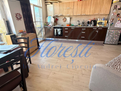 Apartament 3 camere  65 mp, zona Tineretului