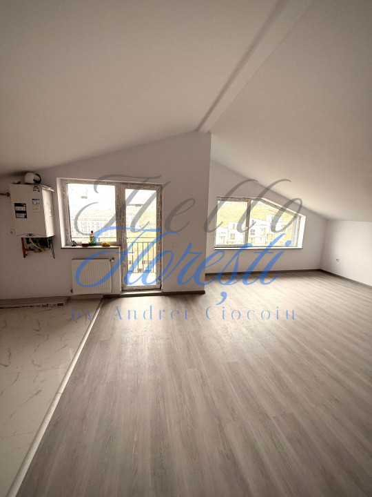 Apartament finisat 67 mp, Teilor