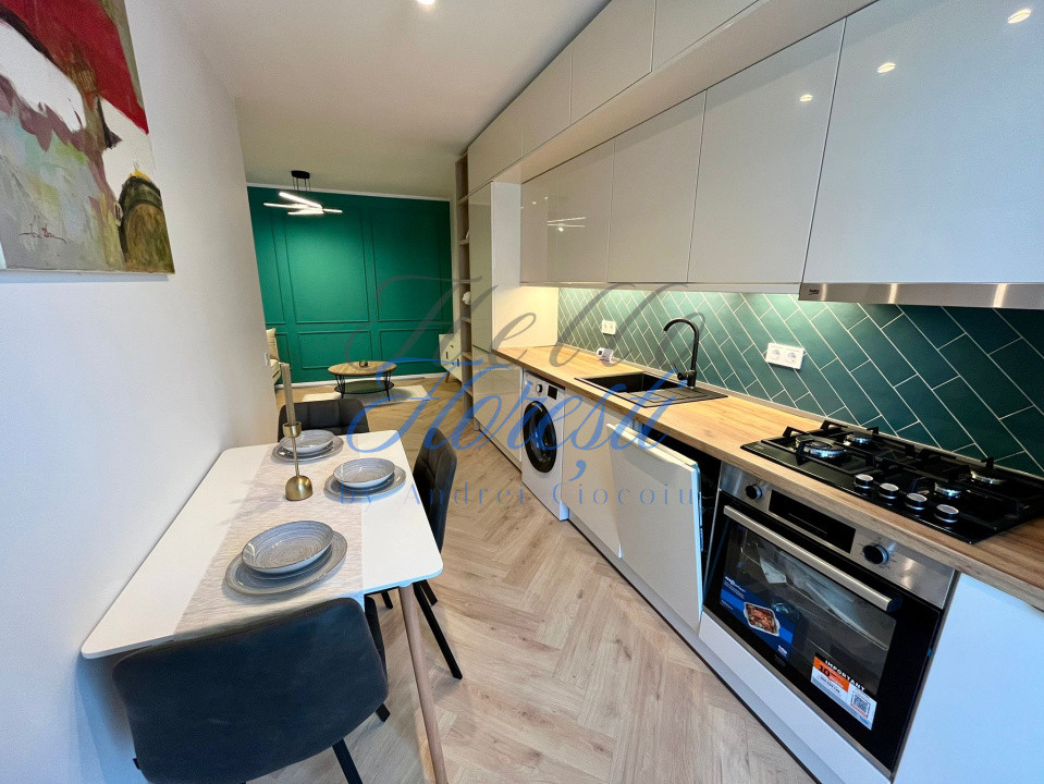 Apartament 3 camere , 54 mp ,Zona Eroilor Floresti 