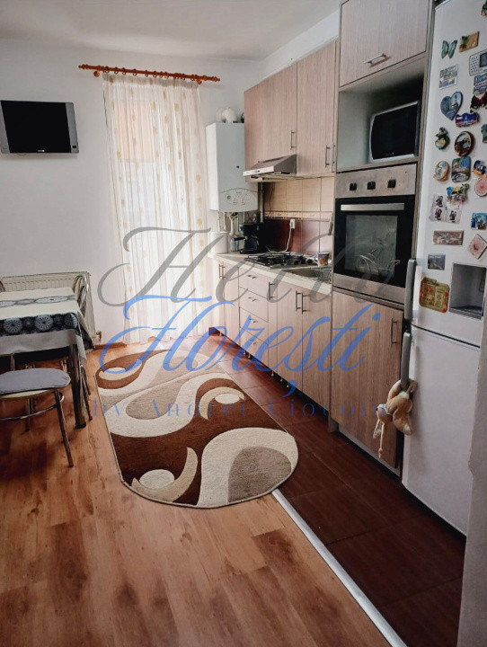 Apartament 2 camere 51 mp, 3 balcoane, Eroilor, parcare inclusă