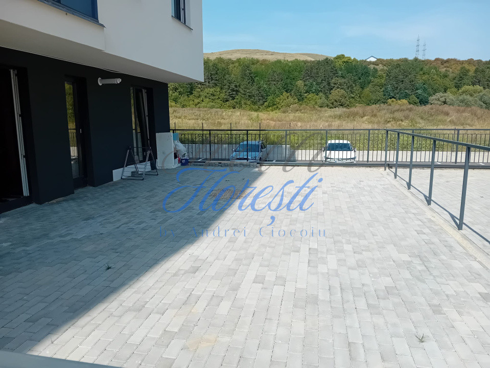 Apartament cu 3 camere + terasa 75 mp  in Floresti zona Somesului