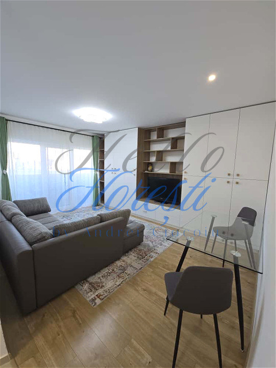 Apartament 3 camere, 2 băi & balcon, Teilor