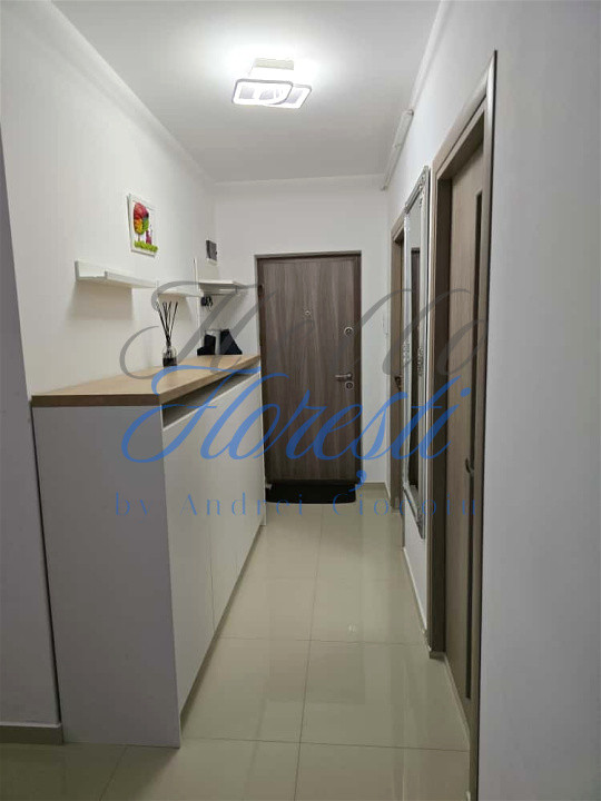 Apartament 3 camere, 2 băi & balcon, Teilor