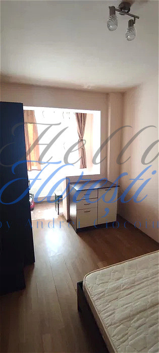 Apartament 3 camere, zona Primăverii 