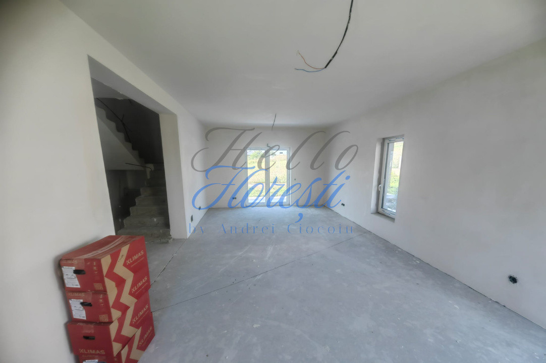 Casa cu 4 camere, in zona Chinteni