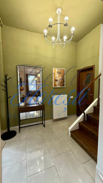 Casa cu 3 camere, in zona Centrala a Clujului