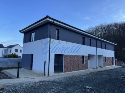 Duplex cu 4 camere 118 mp in Tauti