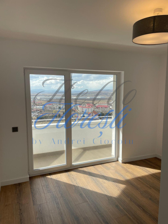 Casa 4 camere, 120mp, Apahida zona Omnia Residence.