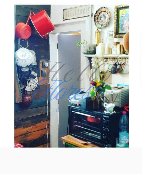 Apartament cu 3 camere, in zona Centrala