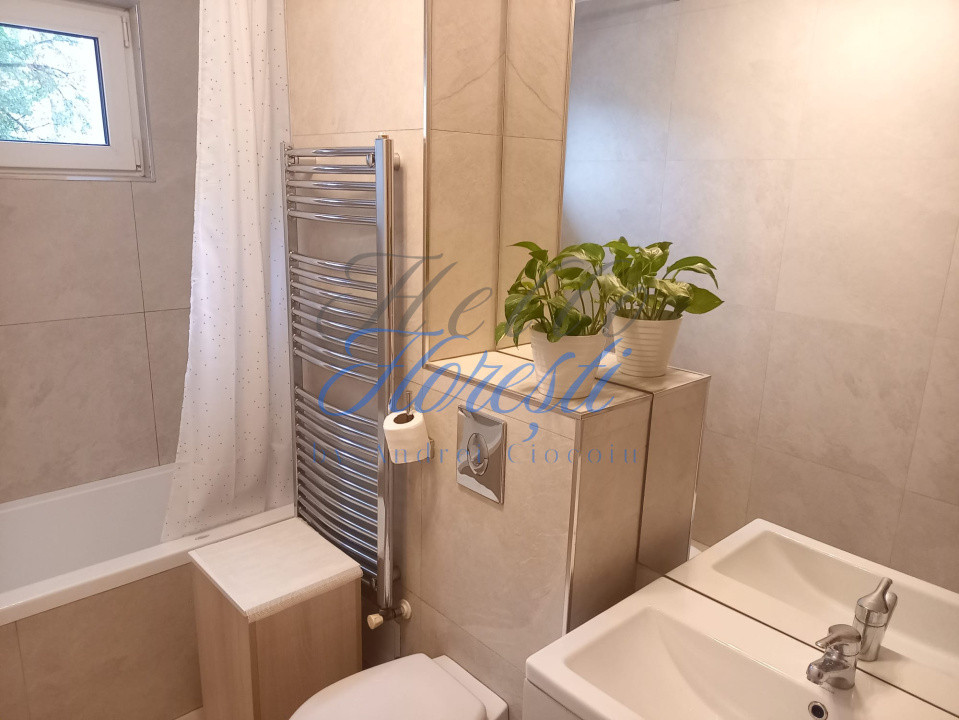 Apartament cu 3 camere, in zona Manastur