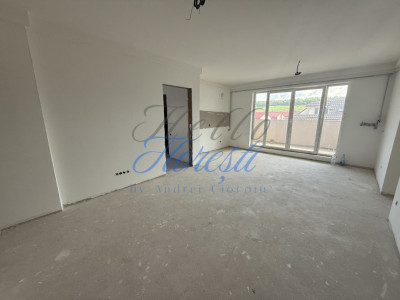 Apartament 3 camere - 71.2 mp utili - parcare - zona Eroilor, Floresti!