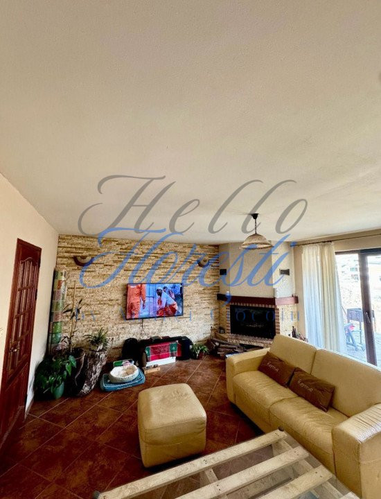 Casa tip duplex, 200 mp, zona Tautiului