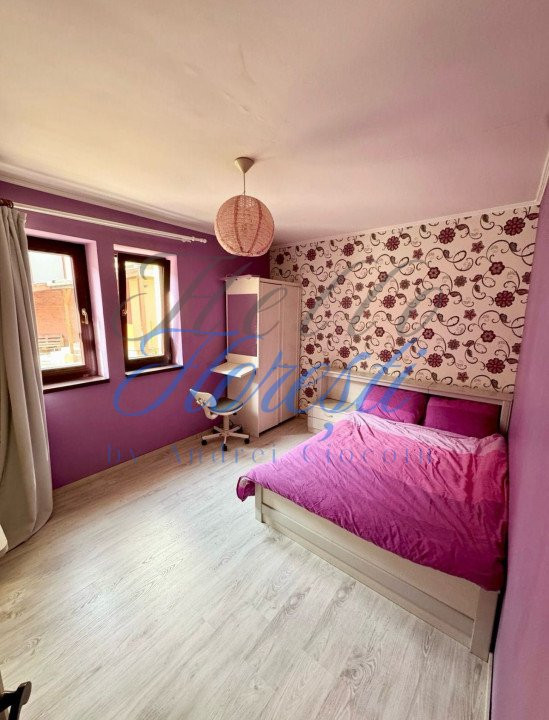 Casa tip duplex, 200 mp, zona Tautiului