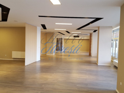Spatiu comercial 904mp, acces tir, curent trifazic, zona Zorilor