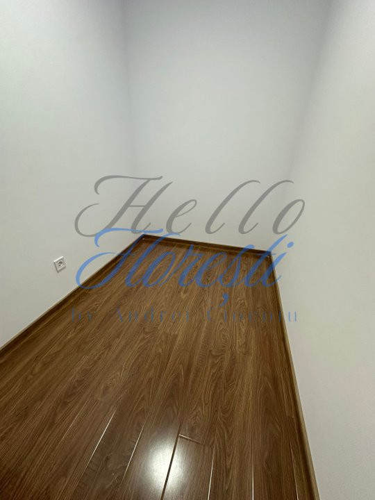 Apartament 3 camere 55mp, zona Terra