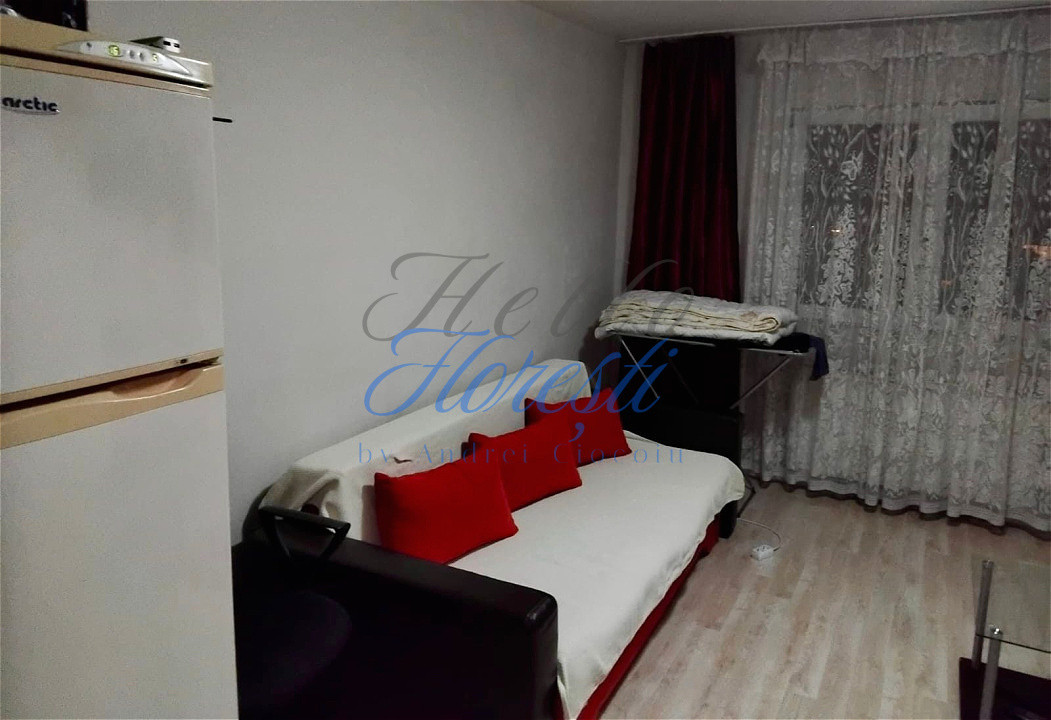 Garsonieră 21 mp, etaj intermediar, zona Mărăști 