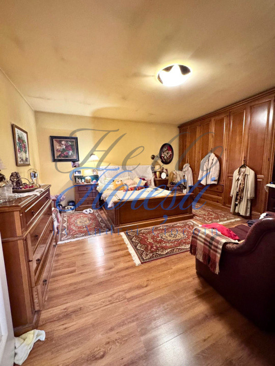 Casă 6 camere pe un singur nivel, curte & terasă, zona Avram Iancu