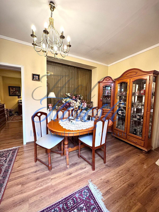 Casă 6 camere pe un singur nivel, curte & terasă, zona Avram Iancu