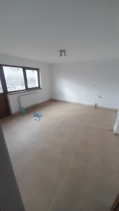 Casa 6 camere, 203.mp | Zona exterior nord Chinteni